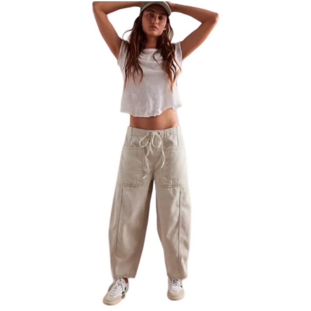 Free People We The Free Silverton Pull-On Barrel Jeans in Ecru Womens Size XS